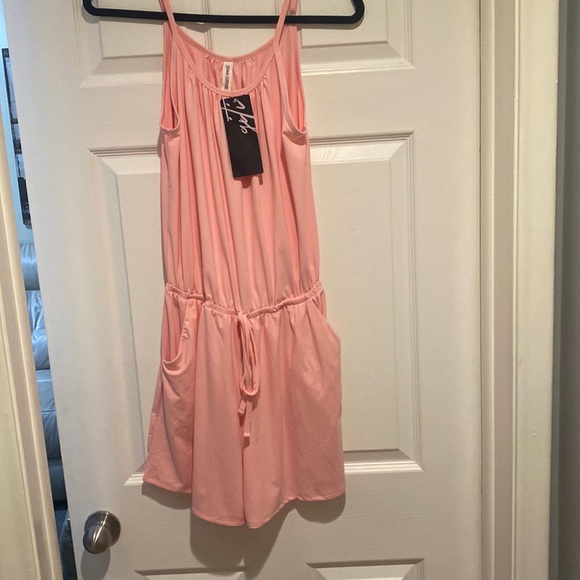 Women’s pink romper size M - Picture 1 of 2